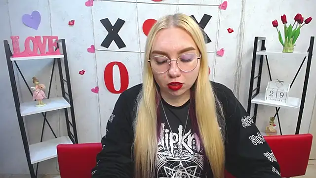 BeatriceFly online show from January 29, 2025, 3:15 pm