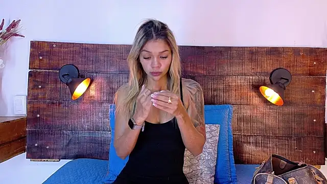 Celeste sanz online show from July 4, 2026, 11:05 am