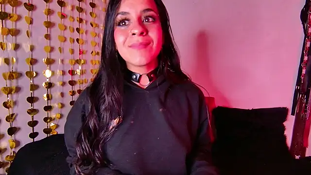 Snapshot of Kali_Menade chatting on September 9, 2025, 5:29 am Kali Menade online show from September 9, 2025, 5:29 am