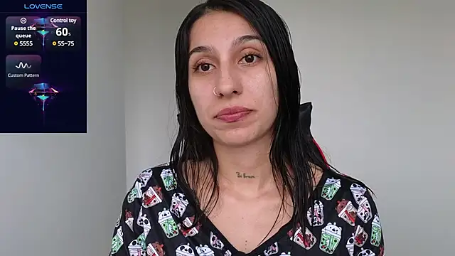 tammyandrade  online show from February 12, 2025, 9:22 pm