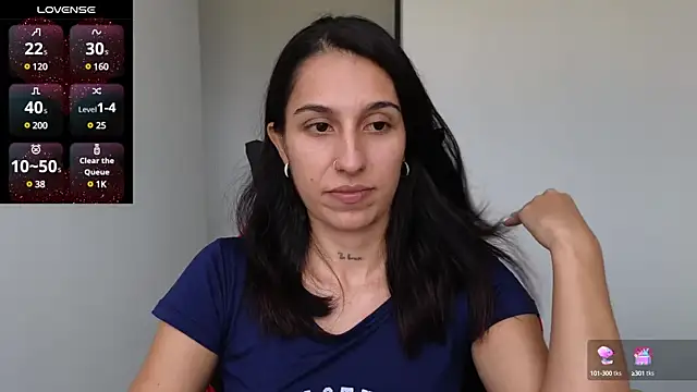 tammyandrade  online show from February 24, 2025, 9:31 pm