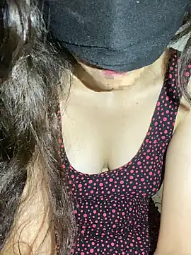 Chahrazad66 online show from September 13, 2025, 1:16 am