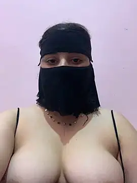 Miss-Soka online show from December 12, 2024, 1:28 pm