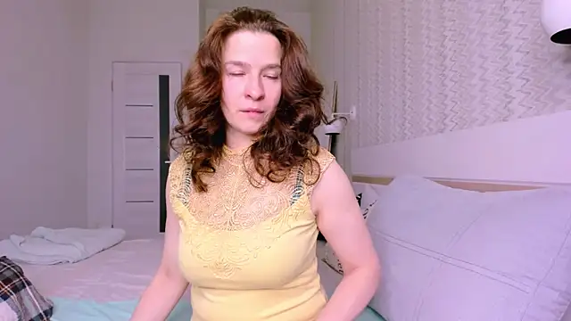 Snapshot of Clear_Angel chatting on April 2, 2026, 3:59 am Clear Angel online show from April 2, 2026, 3:59 am