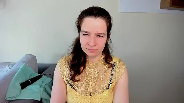 Snapshot of Clear_Angel chatting on April 9, 2026, 9:26 am Clear Angel online show from April 9, 2026, 9:26 am