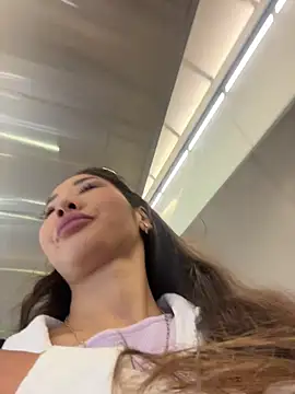 Snapshot of lean_lie8 chatting on February 25, 2026, 2:32 am lean lie8 online show from February 25, 2026, 2:32 am