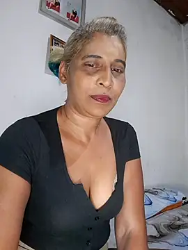 Snapshot of Goodgirlsue_77 chatting on February 24, 2026, 7:23 pm Goodgirlsue 77 online show from February 24, 2026, 7:23 pm