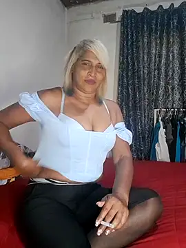 Snapshot of Goodgirlsue_77 chatting on June 28, 2026, 9:26 am Goodgirlsue 77 online show from June 28, 2026, 9:26 am