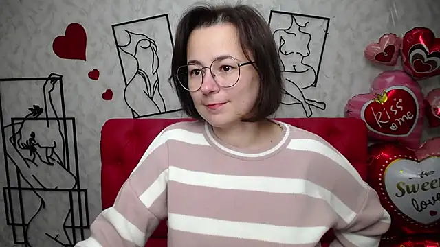 MarieSho online show from February 17, 2025, 1:10 pm