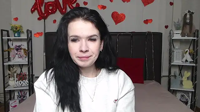 JasmineKouch online show from February 1, 2026, 6:23 am