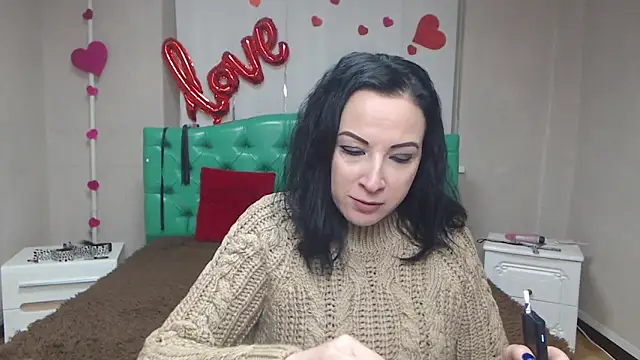 Snapshot of ElizabethSho chatting on February 10, 2026, 8:02 pm ElizabethSho online show from February 10, 2026, 8:02 pm