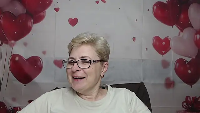 EmiliaGree online show from April 9, 2026, 5:18 pm