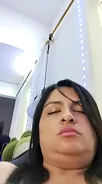 Snapshot of Linda_Lars chatting on December 20, 2024, 7:55 am Linda Lars online show from December 20, 2024, 7:55 am