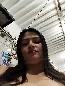 Snapshot of Linda_Lars chatting on December 26, 2024, 4:53 am Linda Lars online show from December 26, 2024, 4:53 am
