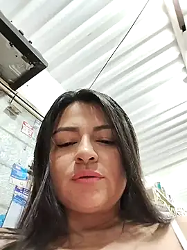 Snapshot of Linda_Lars chatting on January 5, 2025, 4:47 am Linda Lars online show from January 5, 2025, 4:47 am