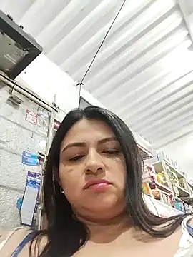 Snapshot of Linda_Lars chatting on January 24, 2025, 5:21 am Linda Lars online show from January 24, 2025, 5:21 am