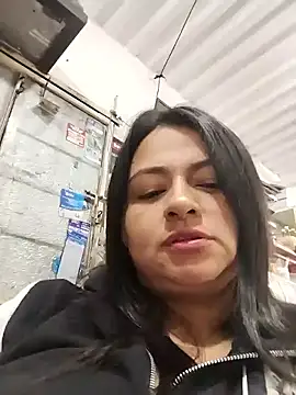Snapshot of Linda_Lars chatting on February 4, 2025, 4:26 am Linda Lars online show from February 4, 2025, 4:26 am