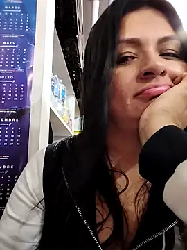 Snapshot of Linda_Lars chatting on February 20, 2025, 3:34 am Linda Lars online show from February 20, 2025, 3:34 am