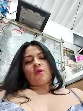 Snapshot of Linda_Lars chatting on March 17, 2025, 5:23 am Linda Lars online show from March 17, 2025, 5:23 am