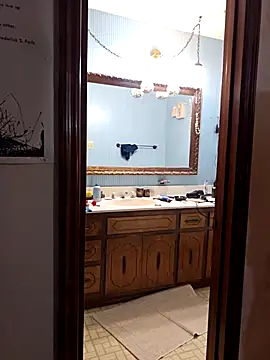 coolbrease10 online show from February 10, 2026, 5:28 pm