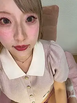 Snapshot of alice__1111 chatting on June 27, 2026, 7:35 am alice 1111 online show from June 27, 2026, 7:35 am