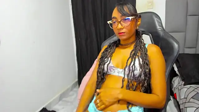Snapshot of MurphyAngelina chatting on July 15, 2026, 3:23 am MurphyAngelina online show from July 15, 2026, 3:23 am