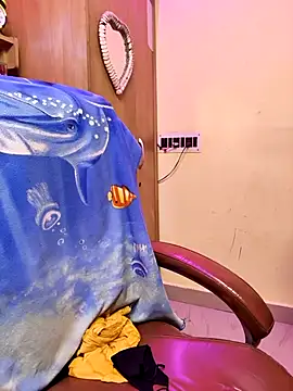 Snapshot of nisha_baby2 chatting on February 14, 2026, 6:04 pm nisha baby2 online show from February 14, 2026, 6:04 pm