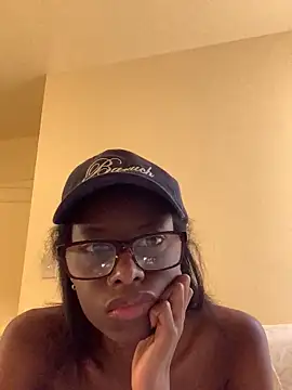 weeklyrush28 online show from March 11, 2026, 2:12 pm