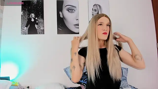 Snapshot of JESSI_NAOMI chatting on January 4, 2025, 4:01 am JESSI NAOMI online show from January 4, 2025, 4:01 am