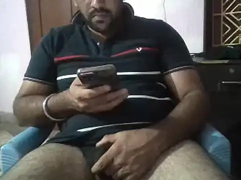 Snapshot of boyplay1000 chatting on December 4, 2024, 4:38 pm boyplay1000 online show from December 4, 2024, 4:38 pm