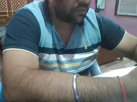 Snapshot of boyplay1000 chatting on December 3, 2025, 11:19 am boyplay1000 online show from December 3, 2025, 11:19 am