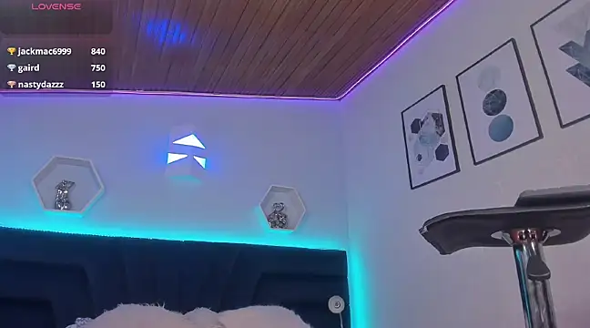 Snapshot of _gia_rose chatting on January 31, 2025, 9:37 pm gia rose online show from January 31, 2025, 9:37 pm