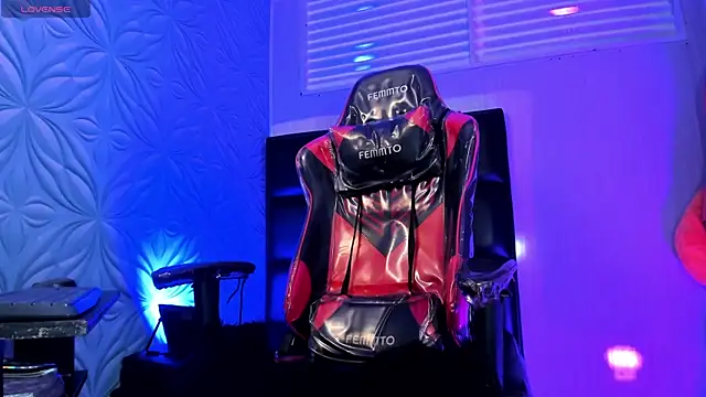 Milk max 18 online show from April 8, 2026, 10:21 pm