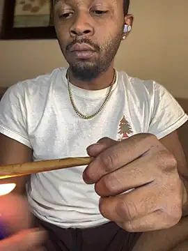 Snapshot of MobyDxck chatting on March 2, 2025, 9:43 pm MobyDxck online show from March 2, 2025, 9:43 pm