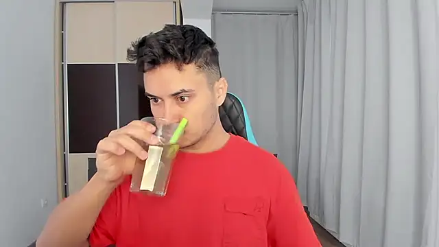 MatMalonne online show from November 3, 2025, 5:09 am