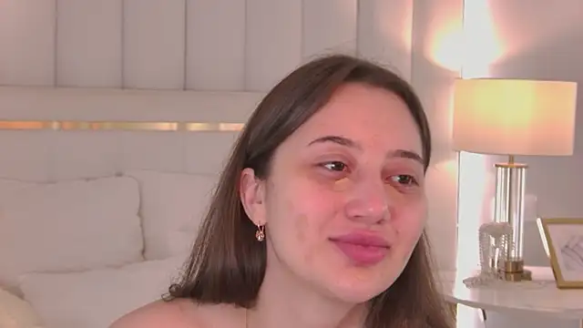 Snapshot of MaryReel chatting on December 4, 2025, 9:29 am MaryReel online show from December 4, 2025, 9:29 am