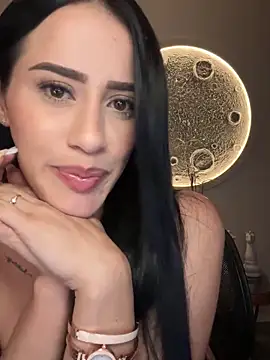 SarahhSmitth1 online show from December 18, 2025, 1:55 am