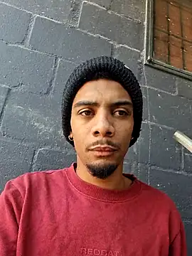 29YOURZ 28  online show from October 24, 2025, 9:28 am