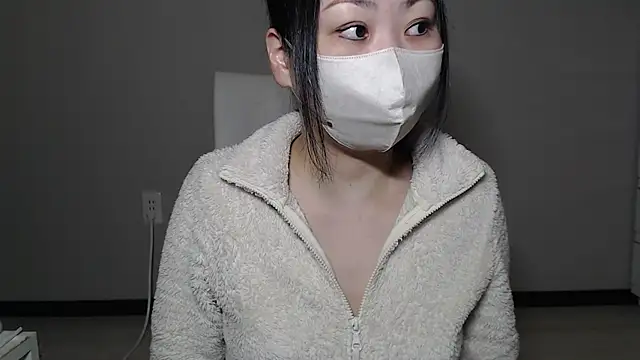 Hika-Channel online show from January 1, 2025, 1:26 am