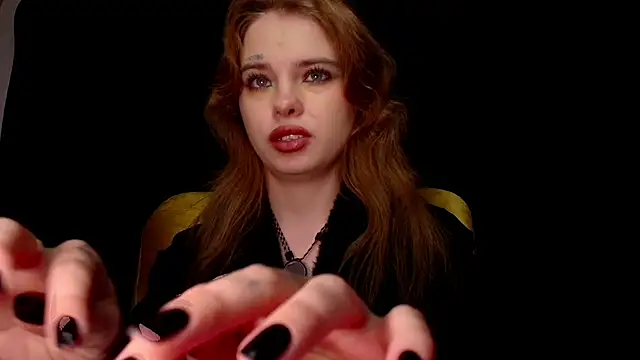 MisssLola online show from January 12, 2026, 2:22 pm