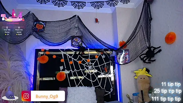 Bunny O online show from October 14, 2025, 8:53 pm