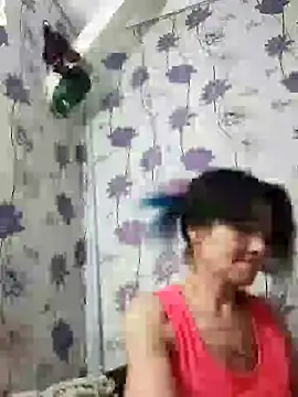 SweetLeila40 online show from February 11, 2025, 2:14 am