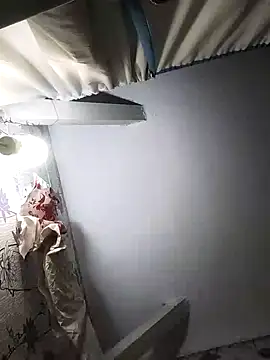 SweetLeila40 online show from February 16, 2025, 6:10 pm