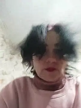 SweetLeila40 online show from November 30, 2025, 7:18 pm