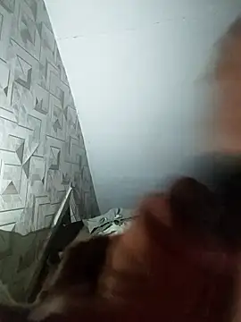 SweetLeila40 online show from January 15, 2026, 6:33 pm