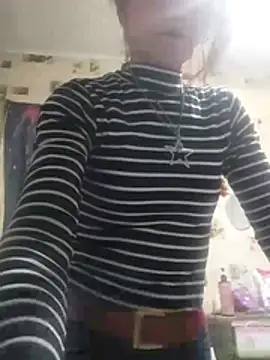 SweetLeila40 online show from April 7, 2026, 6:19 pm