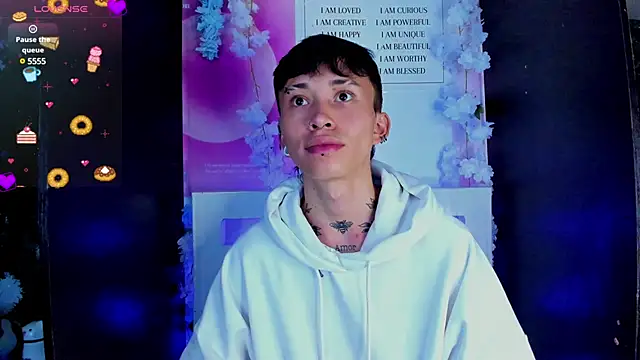 Snapshot of juniior_2311_ chatting on February 15, 2025, 7:28 pm juniior 2311 online show from February 15, 2025, 7:28 pm