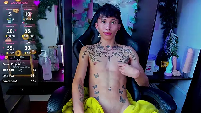 Snapshot of juniior_2311_ chatting on March 20, 2025, 6:09 pm juniior 2311 online show from March 20, 2025, 6:09 pm