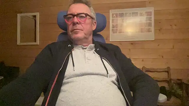 Snapshot of lelohop chatting on January 23, 2025, 5:24 am lelohop online show from January 23, 2025, 5:24 am