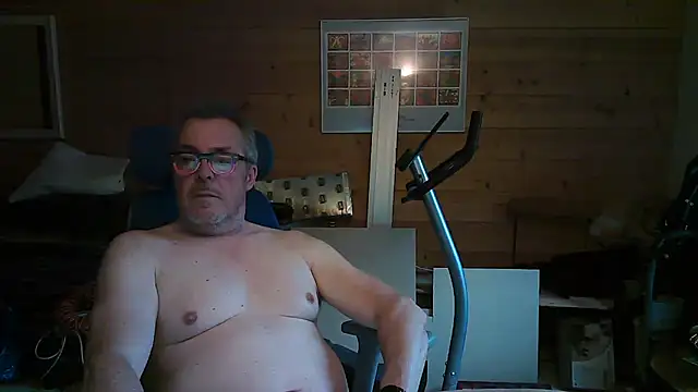 Snapshot of lelohop chatting on March 17, 2025, 7:02 am lelohop online show from March 17, 2025, 7:02 am